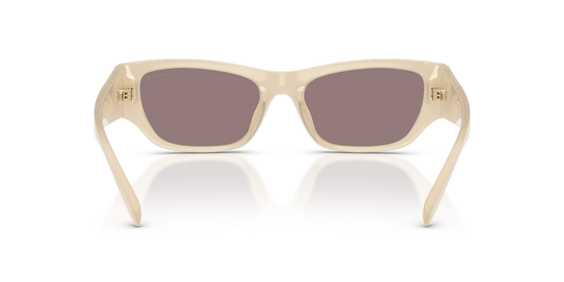 Coach CFU16 in Milky White - Alternate View