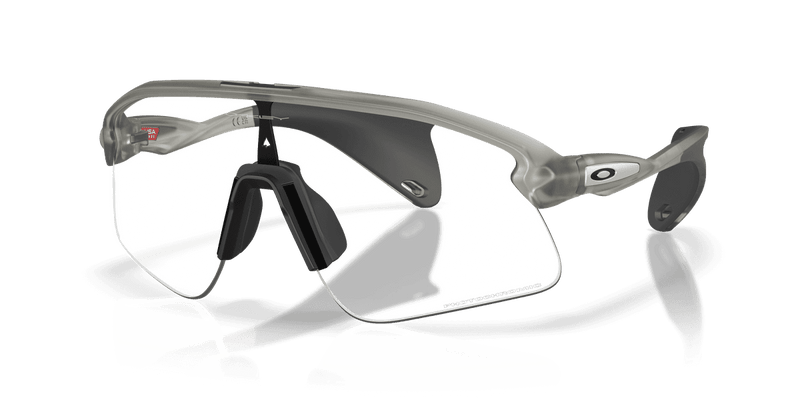 Oakley STUNT DEVIL in Grey Ink / Clear to Black Iridium Photochromic (951708) - Alternate View