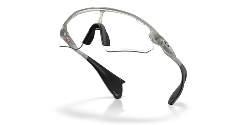 Oakley STUNT DEVIL A in Matte Grey Ink / Clear to Black Iridium Photochromic (952506) - Alternate View