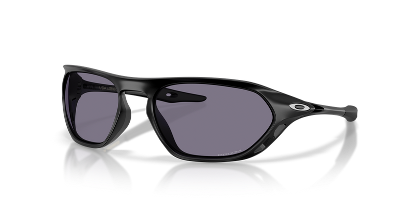 Oakley CAGE JACKET in Matte Black - Front View