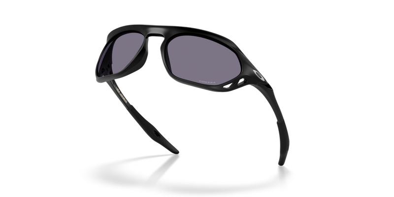 Oakley CAGE JACKET in Matte Black - Alternate View