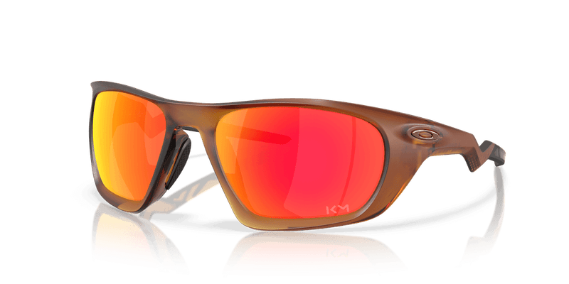 Oakley LATERALIS OO9431 in Matte Dark Amber / Prizm Ruby (943116) - Front View