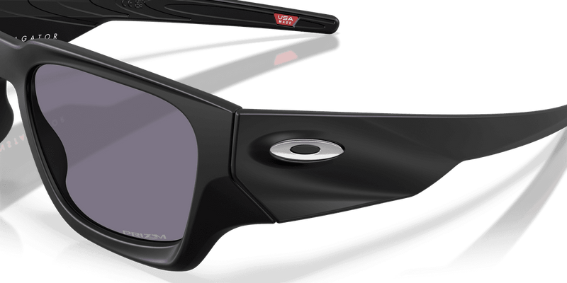 Oakley INSTAGATOR OO9514 in Matte Black / Prizm Grey (951401) - Side View