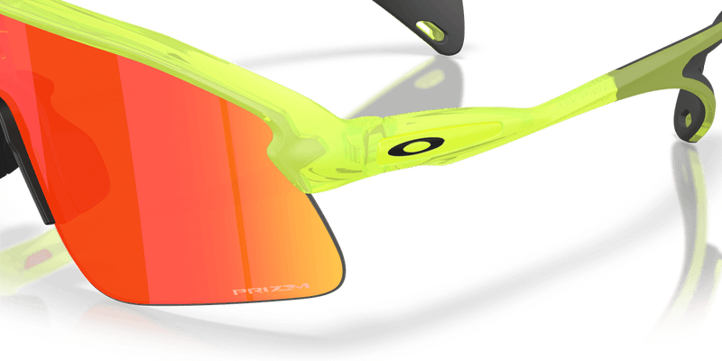 Oakley STUNT DEVIL OO9517 in Matte Uranium / Prizm Ruby (951703) - Side View