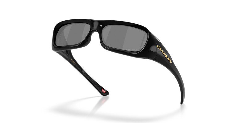 Oakley PERMIAN OO9520 in Black / Prizm Black (952001) - Alternate View