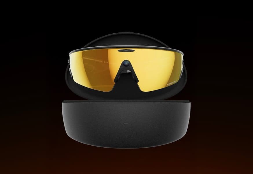 Oakley Meta charging case